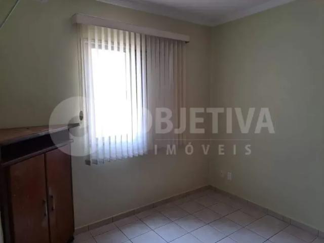 Apartamento venda em Região Geográfica Imediata de Uberlândia, Oliveira Fortes