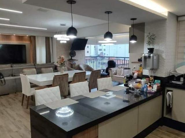 Apartamento venda em Região Imediata de São Paulo, Região Metropolitana de São Paulo