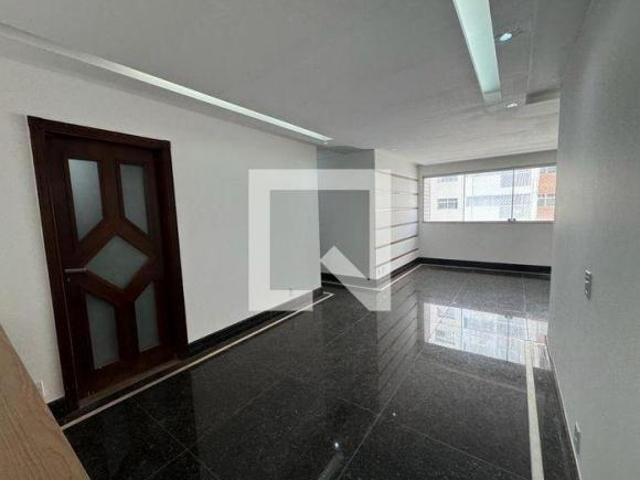 Apartamento venda em Região Geográfica Imediata do Distrito Federal, Região Integrada de Desenvolvimento do Distrito Federal e Entorno