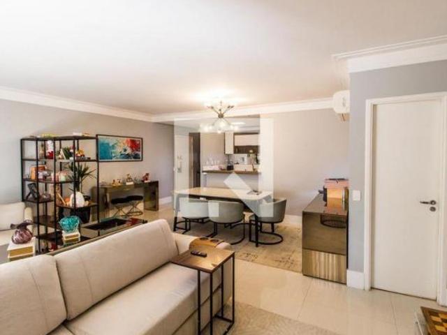 Apartamento venda em Região Imediata de São Paulo, Região Metropolitana de São Paulo