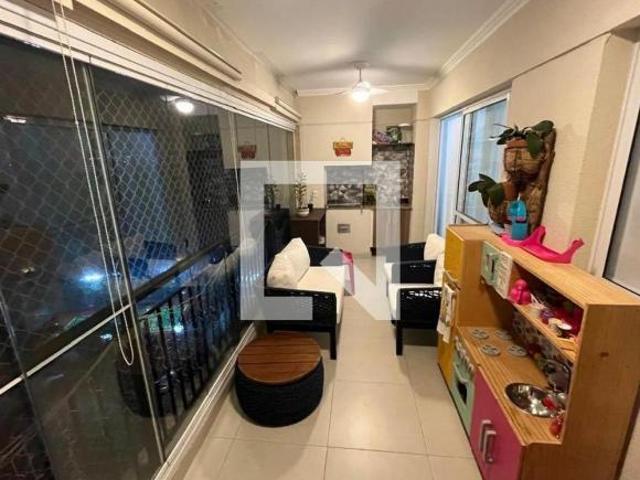 Apartamento venda em Região Imediata de São Paulo, Região Metropolitana de São Paulo