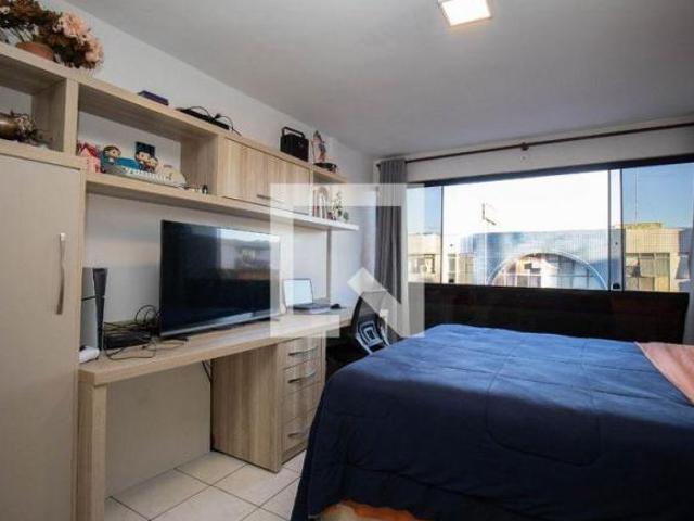 Apartamento venda em Região Geográfica Imediata do Distrito Federal, Região Integrada de Desenvolvimento do Distrito Federal e Entorno