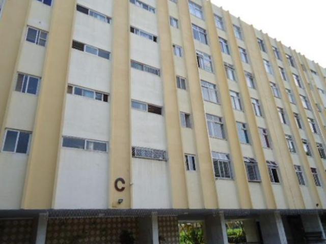 Apartamento venda em Região Geográfica Imediata do Distrito Federal, Região Integrada de Desenvolvimento do Distrito Federal e Entorno