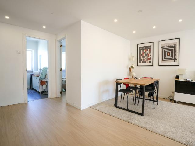 Apartamento venda em Reboleira, Amadora