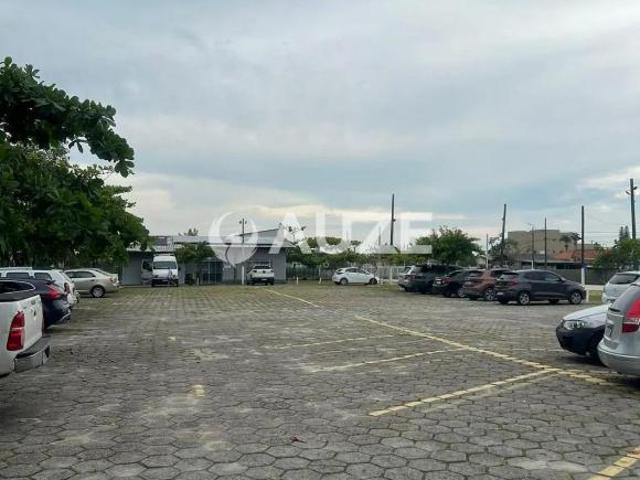 Apartamento venda em Região Geográfica Imediata de Paranaguá, Matinhos