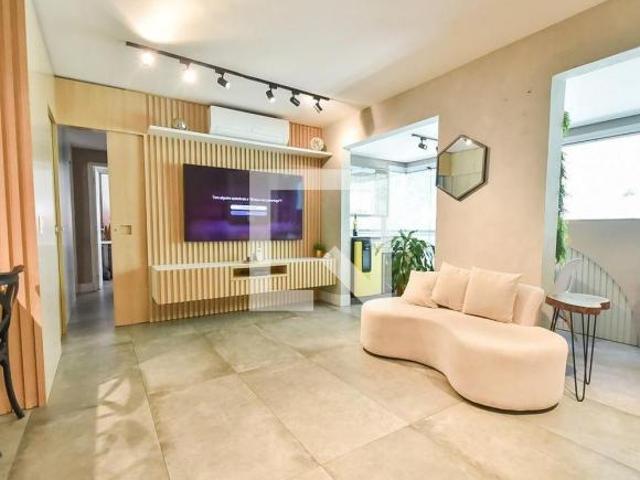 Apartamento venda em Região Imediata de São Paulo, Região Metropolitana de São Paulo