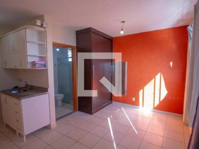 Apartamento venda em Região Geográfica Imediata do Distrito Federal, Região Integrada de Desenvolvimento do Distrito Federal e Entorno