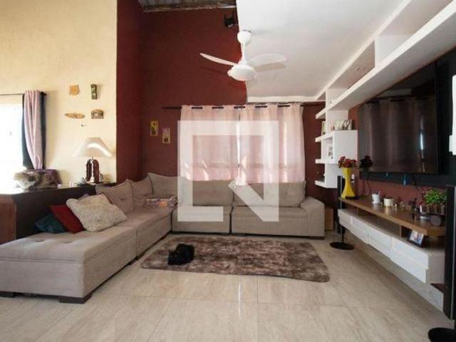 Apartamento venda em Região Geográfica Imediata do Distrito Federal, Região Integrada de Desenvolvimento do Distrito Federal e Entorno