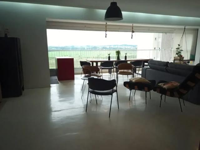 Apartamento venda em Região Imediata de São José dos Campos, Região Metropolitana do Vale do Paraíba e Litoral Norte