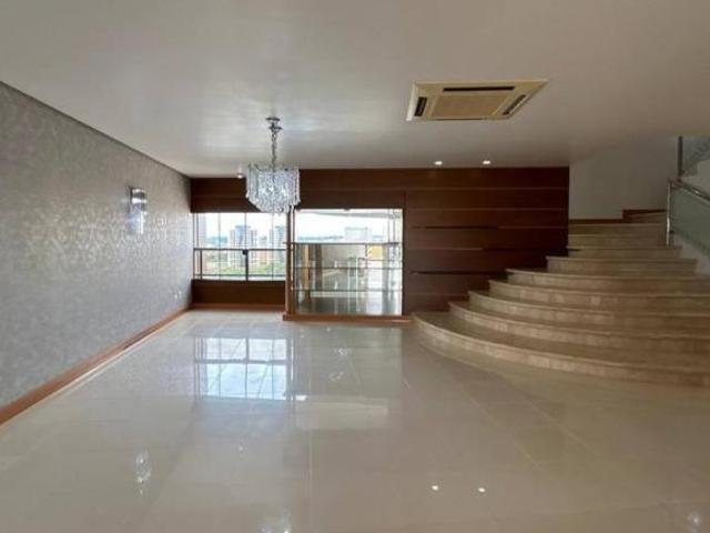 Apartamento venda em Região Geográfica Imediata de Londrina, Londrina