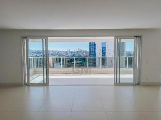 Apartamento venda em Região Geográfica Imediata de Londrina, Londrina