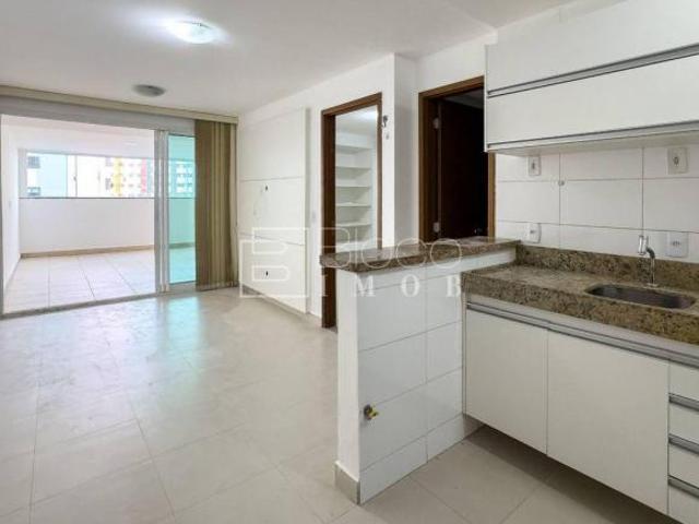 Apartamento venda em Região Geográfica Imediata do Distrito Federal, Região Integrada de Desenvolvimento do Distrito Federal e Entorno
