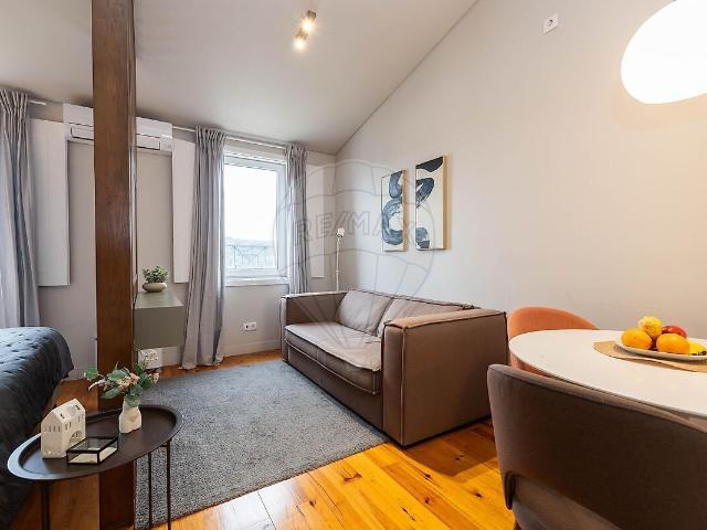 Apartamento venda em Bairro da Calçada dos Mestres, Lisboa