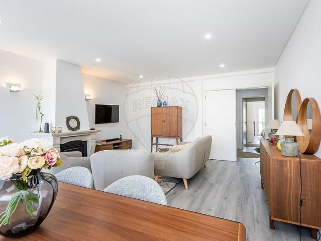 Apartamento venda em Santiago Dos Velhos, Lisboa