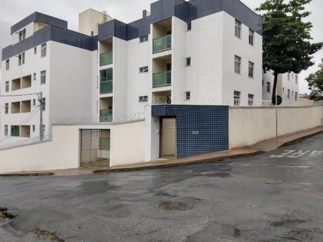 Apartamento venda em João Pinheiro, Belo Horizonte