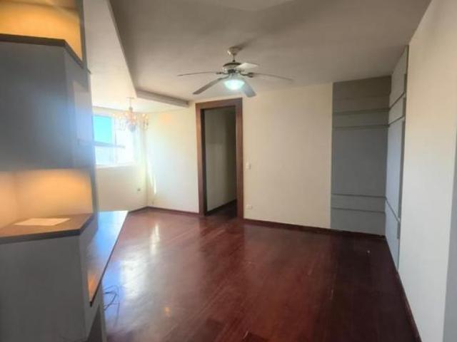 Apartamento venda em Região Geográfica Imediata de Londrina, Londrina