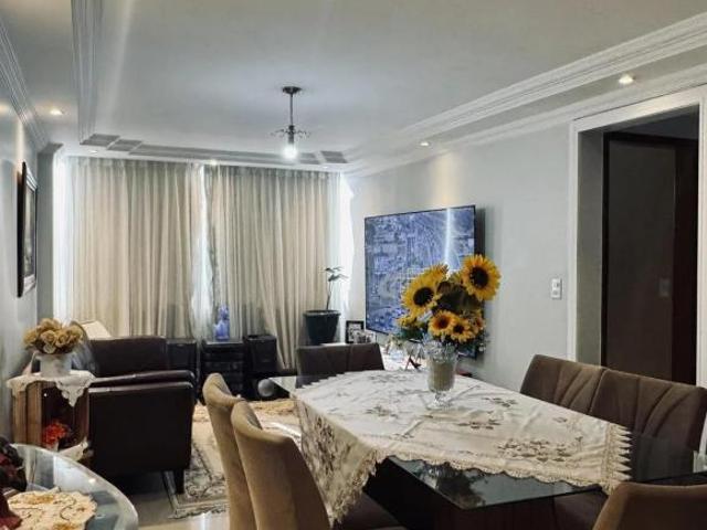 Apartamento venda em Região Geográfica Imediata do Distrito Federal, Região Integrada de Desenvolvimento do Distrito Federal e Entorno