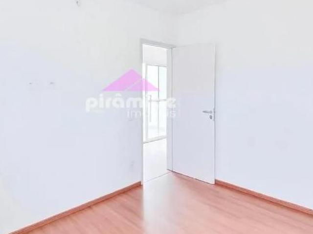 Apartamento venda em Região Imediata de São José dos Campos, Região Metropolitana do Vale do Paraíba e Litoral Norte