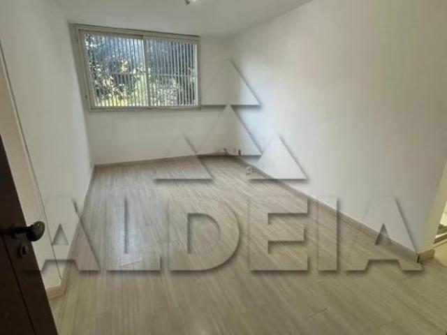 Apartamento venda em Região Geográfica Imediata do Distrito Federal, Região Integrada de Desenvolvimento do Distrito Federal e Entorno
