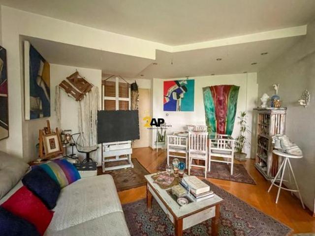 Apartamento venda em Região Imediata de São Paulo, Região Metropolitana de São Paulo