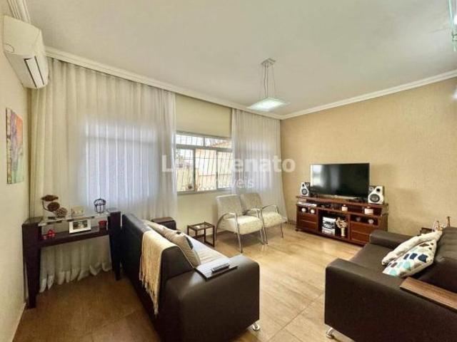 Casa venda em Belo Horizonte, Sagrada Família