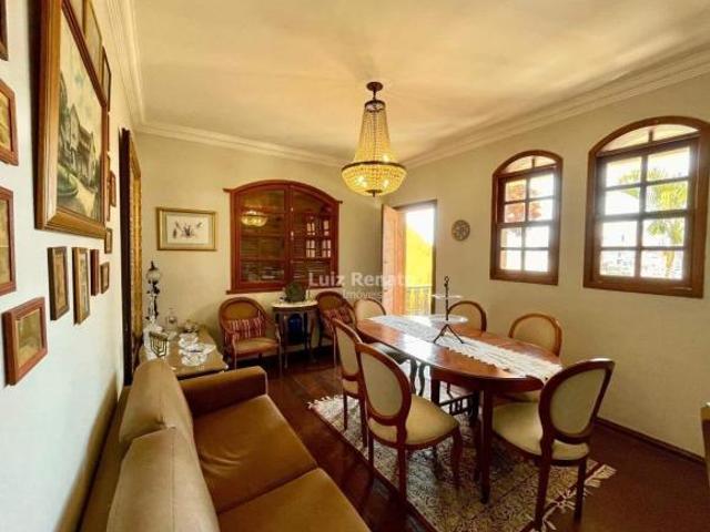 Casa venda em Região Geográfica Imediata de Belo Horizonte, Região Metropolitana de Belo Horizonte