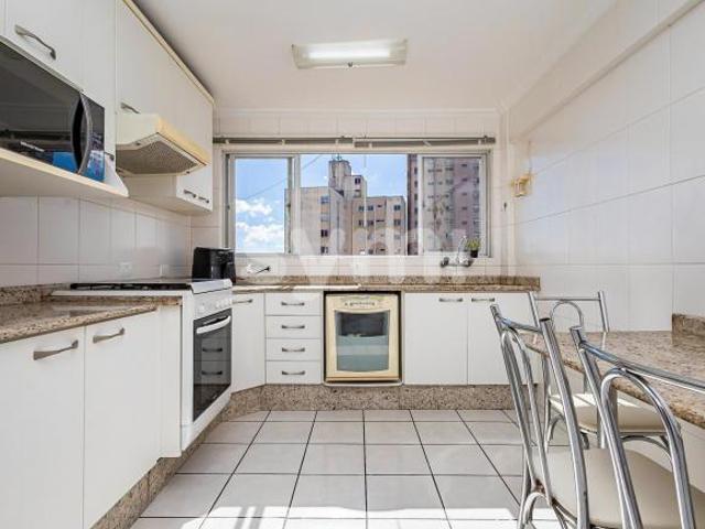 Apartamento venda em Região Geográfica Imediata de Curitiba, Região Metropolitana de Curitiba