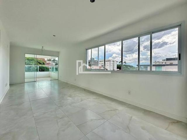 Apartamento venda em Pampulha, Belo Horizonte