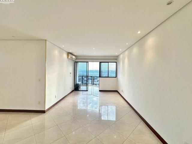 Apartamento venda em Região Imediata de São José dos Campos, Região Metropolitana do Vale do Paraíba e Litoral Norte