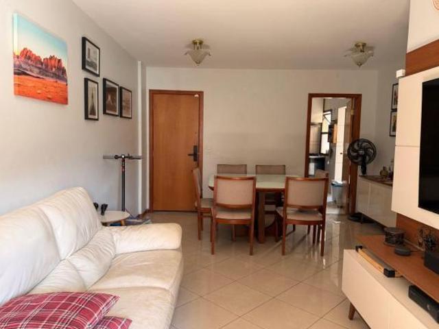 Apartamento venda em Região Geográfica Imediata do Distrito Federal, Região Integrada de Desenvolvimento do Distrito Federal e Entorno