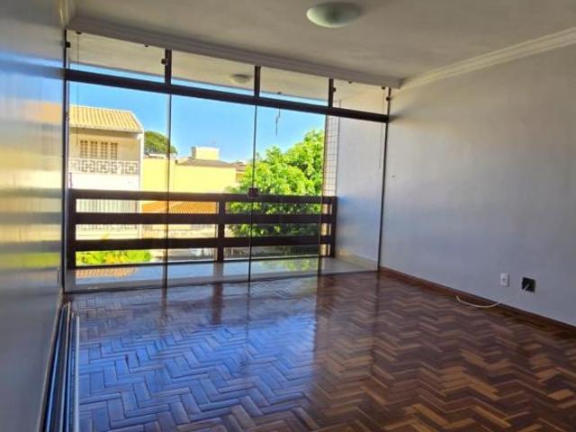 Apartamento venda em Região Geográfica Imediata do Distrito Federal, Região Integrada de Desenvolvimento do Distrito Federal e Entorno