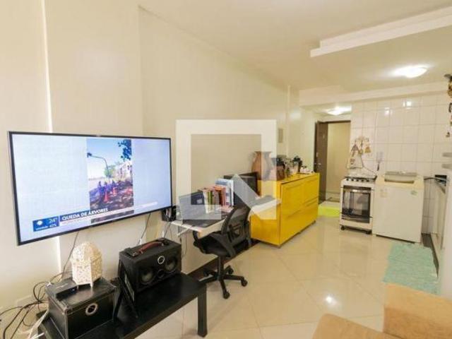 Apartamento venda em Região Geográfica Imediata do Distrito Federal, Região Integrada de Desenvolvimento do Distrito Federal e Entorno
