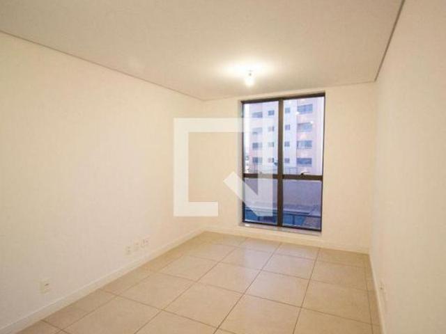 Apartamento venda em Região Geográfica Imediata do Distrito Federal, Região Integrada de Desenvolvimento do Distrito Federal e Entorno