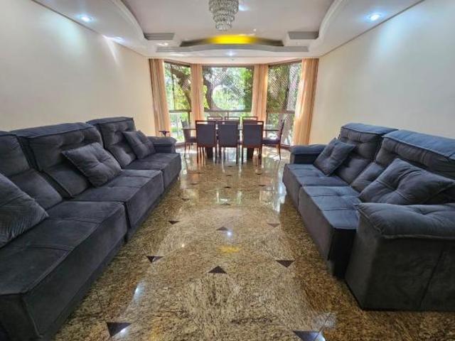 Apartamento venda em Região Geográfica Imediata do Distrito Federal, Região Integrada de Desenvolvimento do Distrito Federal e Entorno
