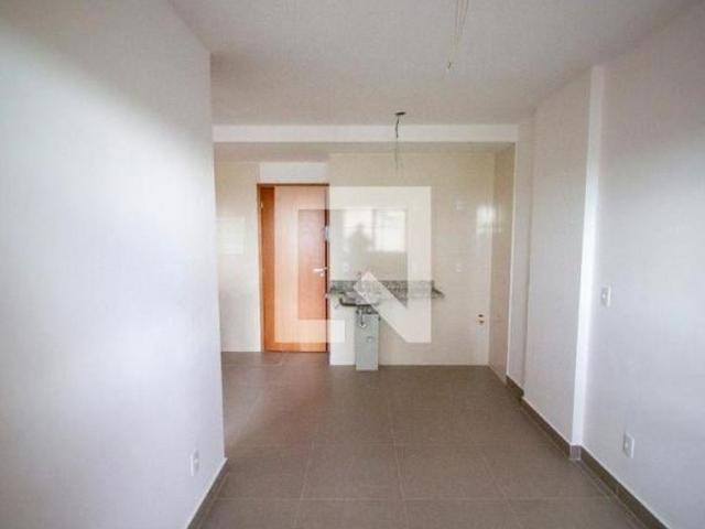 Apartamento venda em Região Geográfica Imediata do Distrito Federal, Região Integrada de Desenvolvimento do Distrito Federal e Entorno