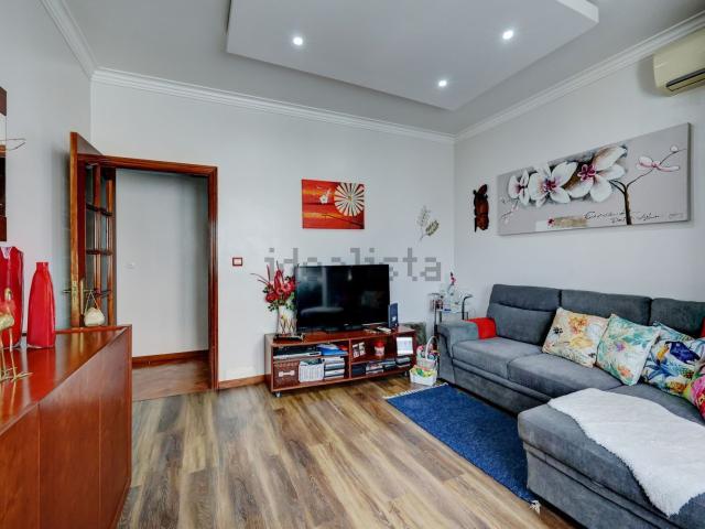 Apartamento venda em Damaia, Amadora