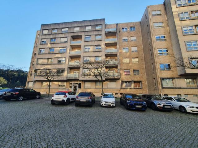 Apartamento venda em Águas Santas, Porto