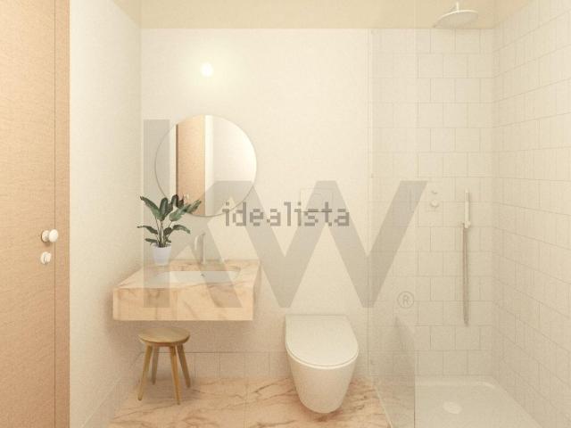 Duplex venda em Anjos, Arroios