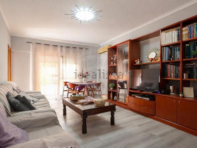Apartamento venda em Seixal, Setúbal