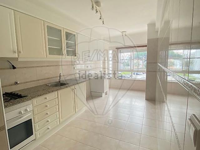 Apartamento alugar em Seixal, Setúbal