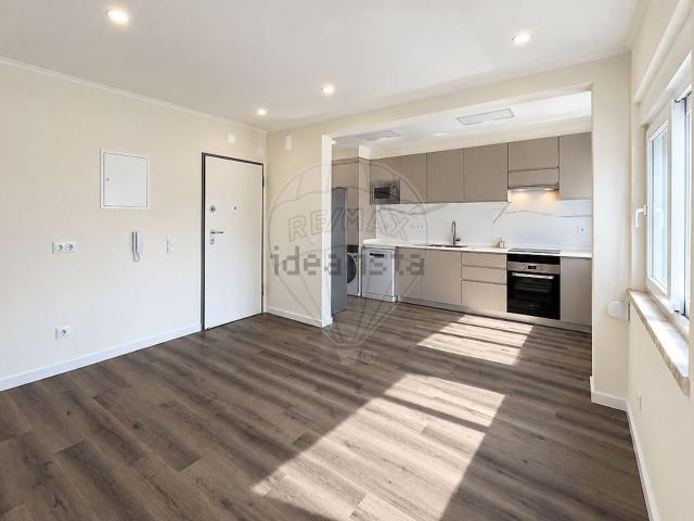 Apartamento venda em Farinheiras, Seixal