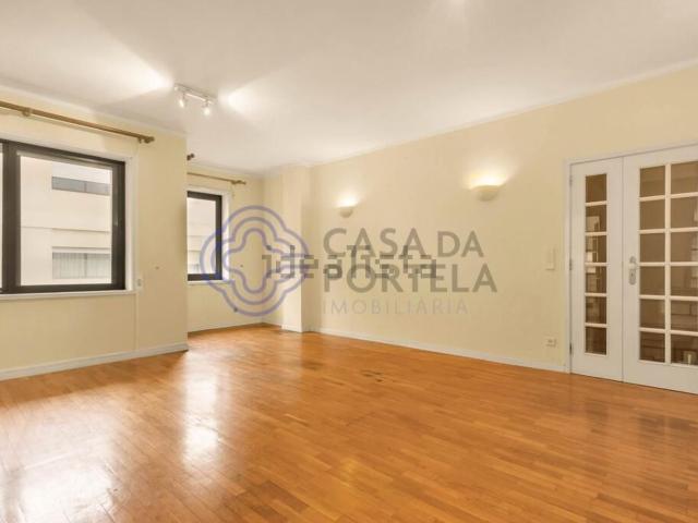 Apartamento venda em Porto, Aldoar
