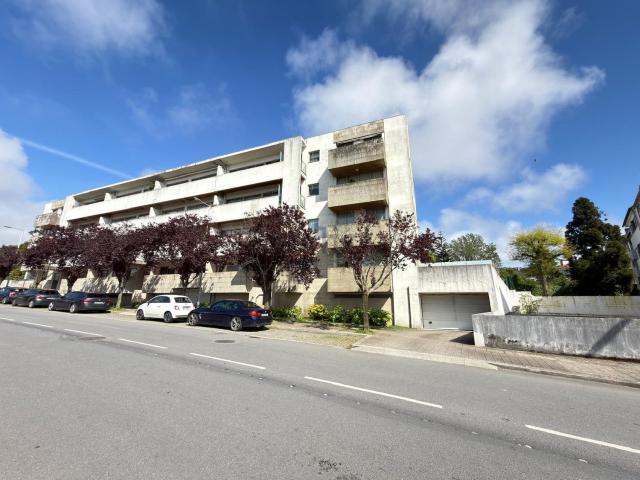 Apartamento alugar em Porto, Aldoar