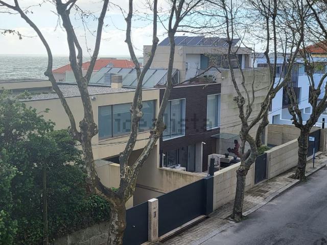 Apartamento alugar em Porto, Aldoar