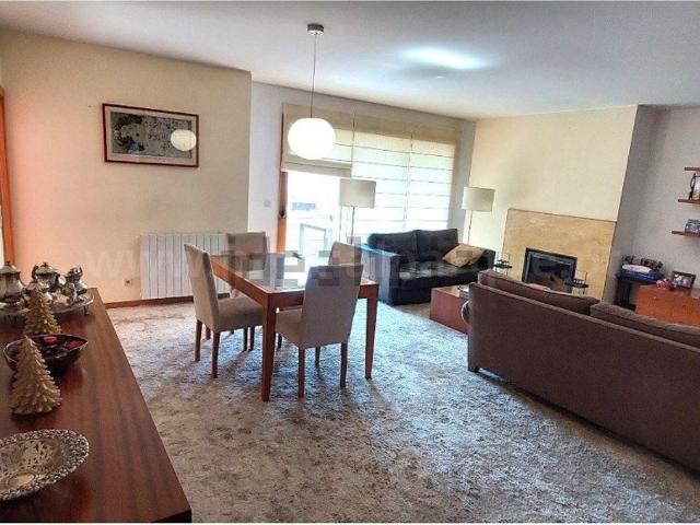 Apartamento venda em Porto, Aldoar