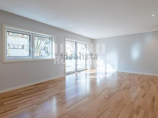 Apartamento venda em Porto, Aldoar
