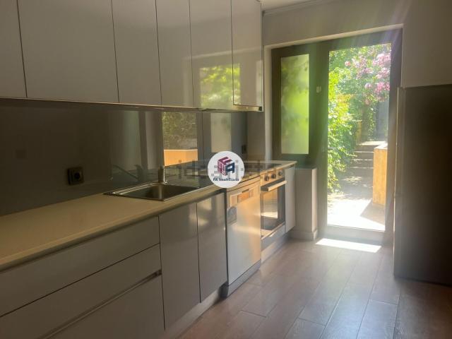 Apartamento alugar em Porto, Aldoar