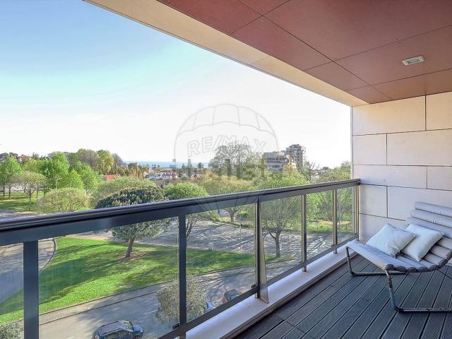 Apartamento alugar em Porto, Aldoar