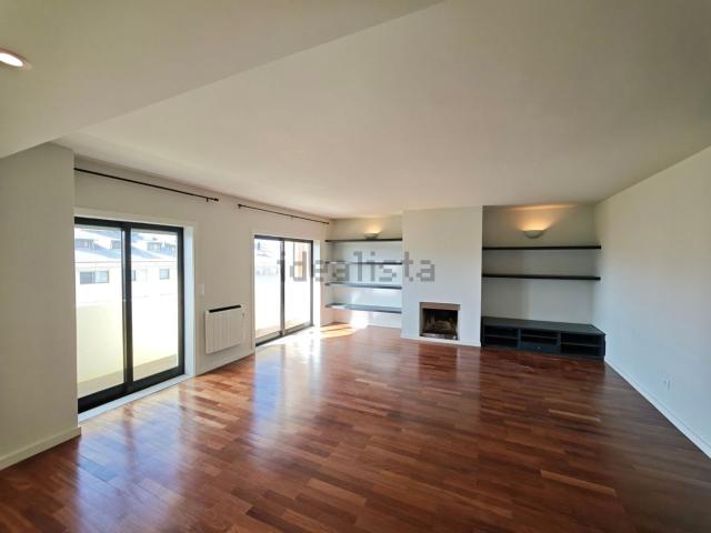 Apartamento alugar em Porto, Aldoar