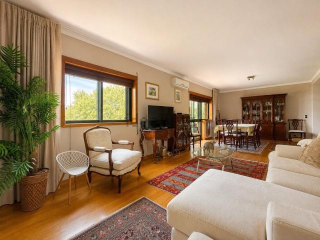 Apartamento alugar em Porto, Aldoar